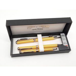 Vintage Pierre Cardin 4 Piece Pen,Pencil Set / New York & Paris Ribbed Gold Tone